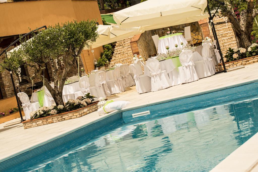 Villa Giulia Del Cavaliere Castrovillari Eksteriør billede